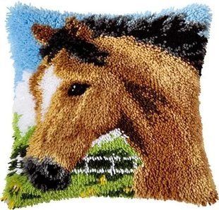 PN-0014184 Набір для вишивання подушки (килимарство) Vervaco Stallion "Конячка" 1066433 фото