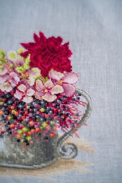 PN-0185110 Набор для вышивки крестом Lanarte, 19х24, лен 30, Pink blush bouquet 1070716 фото
