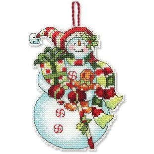 70-08915 Набір для вишивання хрестом DIMENSIONS Snowman with Sweets Christmas Ornament "Різдвяна прикраса - Сніговик з солодощами" 1059453 фото