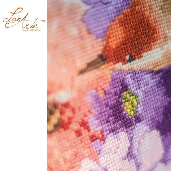 PN-0203633 Набір для вишивки хрестом LanArte The purrfect stare Букет з метеликами 1079789 фото